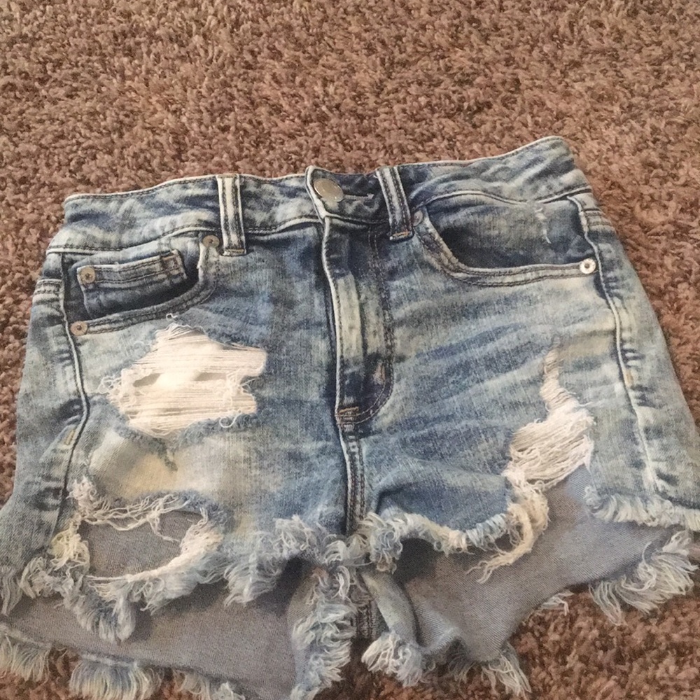 American Eagle shorty short